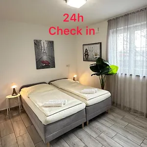 Gasthuis Modern Living Kueche Netflix Inklusive Lage Neurenberg